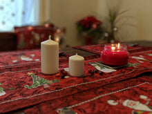Load image into Gallery viewer, Tache Here Comes Santa Claus Vintage Holiday Woven Tapestry Table Runners (8577TR)