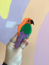 Load image into Gallery viewer, Parrot Hair Claw