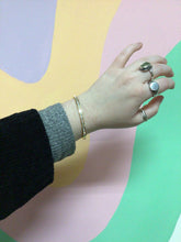 Load image into Gallery viewer, Classic Sparkling Titanium Bangle