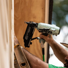 Load image into Gallery viewer, Metabo HPT NT65M2SM 2-1/2 In. 16 Gauge Finish Nailer (with Air Duster)