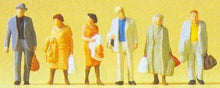Load image into Gallery viewer, Preiser 14027 HO Scale Pedestrians -- Passengers w/Bags