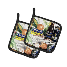 Load image into Gallery viewer, Barq's, Crabs, and spices Pot Holders - Set of 2 Decorative Kitchen Helpers | Made in the USA 1002PTHD