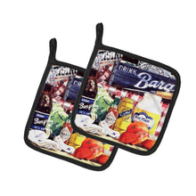 Load image into Gallery viewer, Blue Plate Mayonaise, Barq's a tomato sandwich Pot Holders - Set of 2 Decorative Kitchen Helpers | Made in the USA 1013PTHD