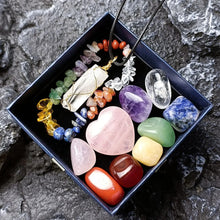 Load image into Gallery viewer, 7 Chakra Healing Crystal Box
