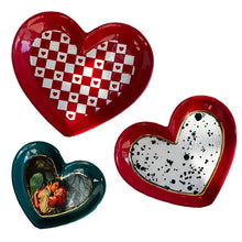 Load image into Gallery viewer, Set of Heart Dishes