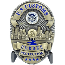 Load image into Gallery viewer, K-013 Fun CBP Officer Challenge Coin Mashup Officer CBPO Field Operations Field Ops