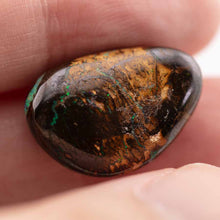 Load image into Gallery viewer, Natural Australian Boulder Opal Loose Gemstone Blue&amp; Green 13.48 ct