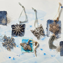 Load image into Gallery viewer, Snowflake tassel hanging ornament