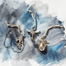 Load image into Gallery viewer, Aquarius hanging ornament