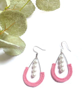Load image into Gallery viewer, Teardrop Pearl Lined Earrings