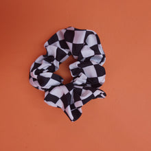 Load image into Gallery viewer, Checkered Scrunchies
