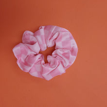 Load image into Gallery viewer, Checkered Scrunchies