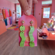 Load image into Gallery viewer, Squiggle Drop Earrings