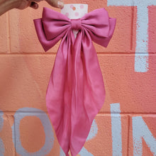 Load image into Gallery viewer, Oversized Satin Bow