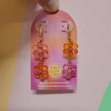Load image into Gallery viewer, Petite Pieces Earrings