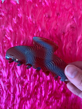 Load image into Gallery viewer, Pop of Color Hair Claw