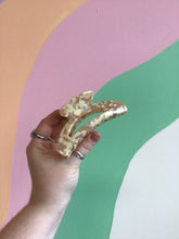 Load image into Gallery viewer, Beautiful Banana Hair Claws