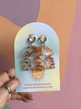 Load image into Gallery viewer, Bold Shaped Earrings