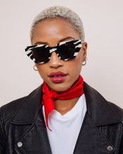 Load image into Gallery viewer, Lolita - Convertible Scrunchie Tie