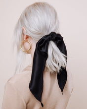 Load image into Gallery viewer, The Cash - Convertible Scrunchie Tie