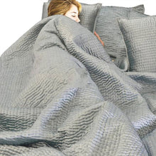 Load image into Gallery viewer, Customizable Teal Velvet Quilt