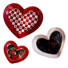 Load image into Gallery viewer, Set of Heart Dishes