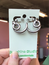 Load image into Gallery viewer, Titanium Knotted Earrings