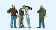 Load image into Gallery viewer, Preiser 28139 HO Scale Individual Figure -- Hagen von Ortloff with His Team