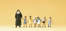 Load image into Gallery viewer, Preiser 10401 HO Scale Pedestrians -- Nun w/Small Children
