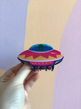 Load image into Gallery viewer, UFO Hair Claw