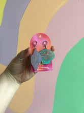 Load image into Gallery viewer, Mix N’ Match Summer Shell Earrings