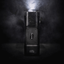 Load image into Gallery viewer, FLATEYE™ Rechargeable FR-1000 Flashlight - 1025 Lumens