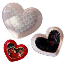 Load image into Gallery viewer, Set of Heart Dishes