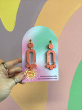 Load image into Gallery viewer, Anniversary Arch Earrings