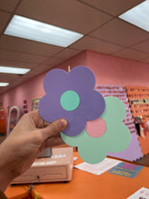 Load image into Gallery viewer, Single Flower Coaster
