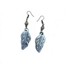Load image into Gallery viewer, Metal Leaf Earrings