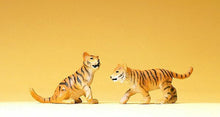 Load image into Gallery viewer, Preiser 47513 44221 Scale Wild Animal Figures, 1/24 - 1/25 Scale -- Tiger Cubs