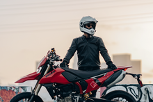 Load image into Gallery viewer, ARAI HELMETS, Arai Helmets XD-5 Large Helmet with Max-Vision Shield and VAS-A System - White (Part No. 0140-0402)