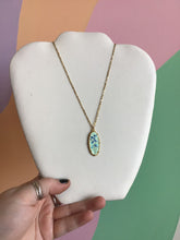 Load image into Gallery viewer, Titanium Flower Pendant Necklaces