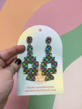 Load image into Gallery viewer, Creating Drama Earrings