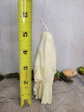 Load image into Gallery viewer, Ghost Handmade Candle , Palm wax Candle , Halloween Candle , white Ghost candle: Red