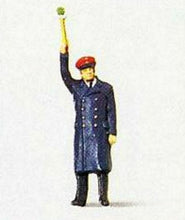 Load image into Gallery viewer, Preiser 28002 HO Scale Individual Figure Platform Dispatcher w/Signal Paddle
