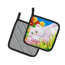 Load image into Gallery viewer, White Cat Pot Holders - Set of 2 Decorative Kitchen Helpers | Made in the USA 6102PTHD
