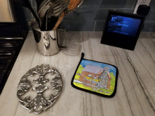Load image into Gallery viewer, Cat Love at the Log Cabin  Pot Holders - Set of 2 Decorative Kitchen Helpers | Made in the USA 6104PTHD