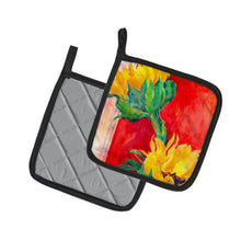 Load image into Gallery viewer, Sunflower Pot Holders - Set of 2 Decorative Kitchen Helpers | Made in the USA 6111PTHD