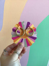 Load image into Gallery viewer, Retro Titanium Twist Hoops