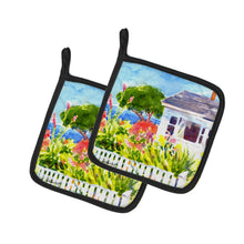 Load image into Gallery viewer, Houses Pot Holders - Set of 2 Decorative Kitchen Helpers | Made in the USA 6133PTHD