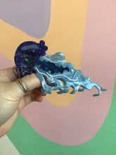 Load image into Gallery viewer, Ocean Hair Claw