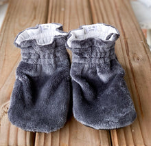 Load image into Gallery viewer, Classic Style Booties 6-12 months - 5" Sole Ready to Ship