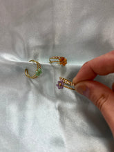 Load image into Gallery viewer, Layered Flower Titanium Ring